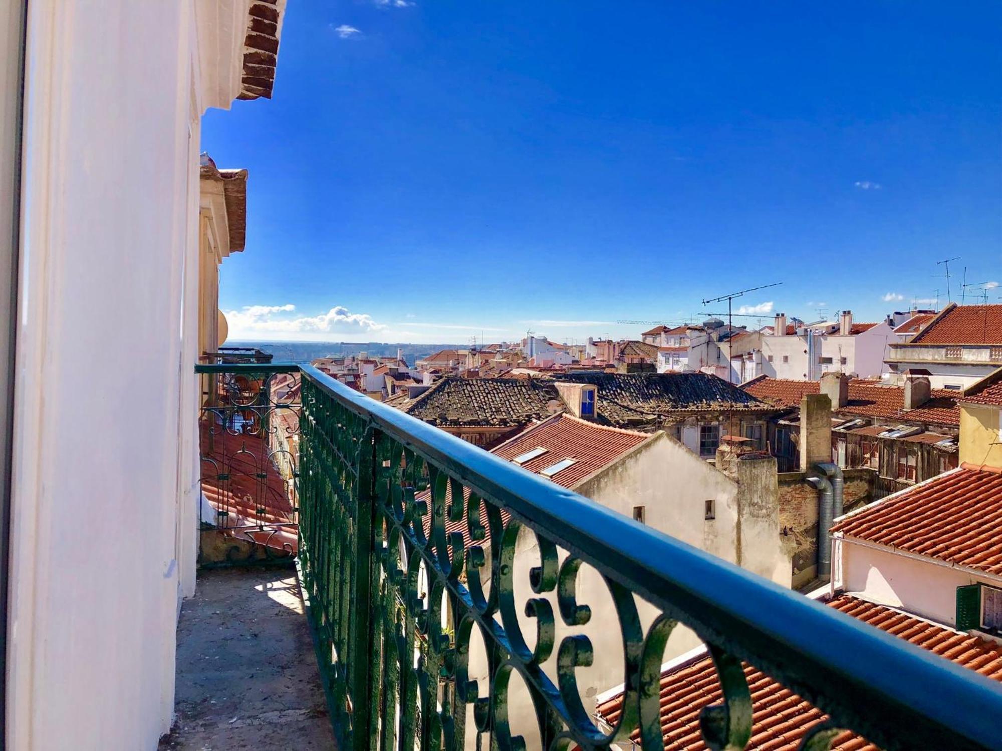In - 7lisbon Downtown Private Bedroom With Balcony * Lisbon